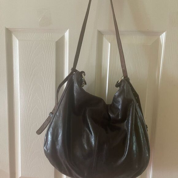 Hobo the  soft leather black large shoulder bag brown adjustable shoulder strap - Picture 2 of 12